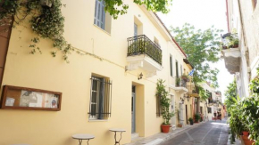 Athenian House in Plaka - 4 Bdrm Villa - 10 adults